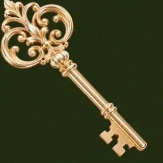 Ornate antique key — Savaspin